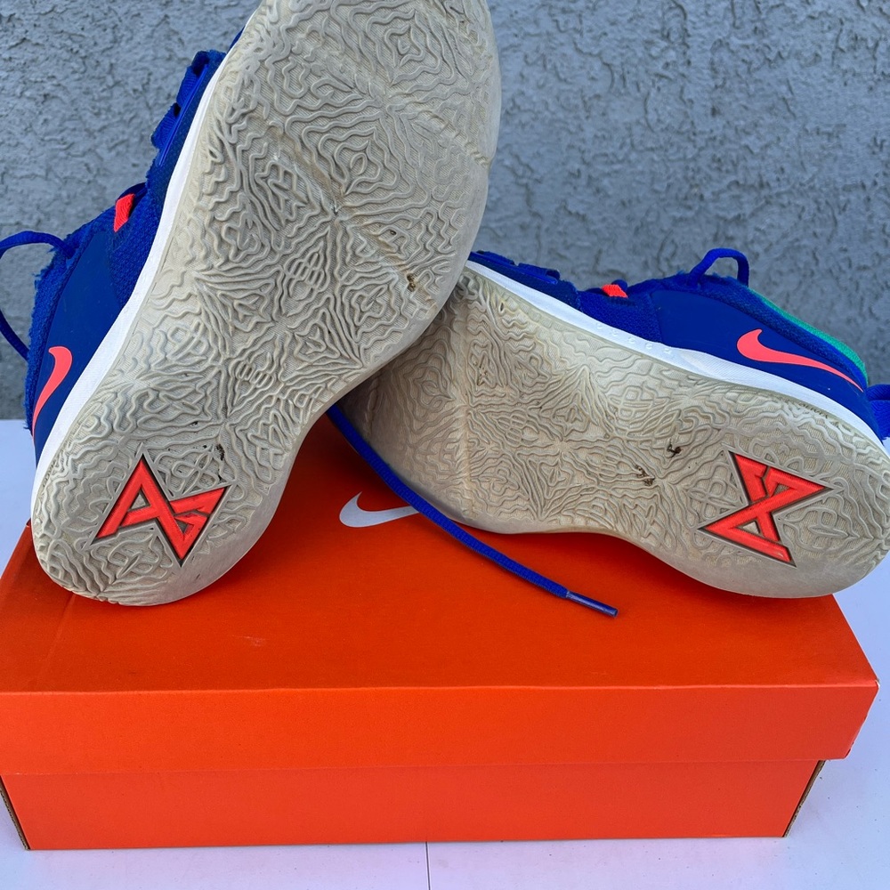 Nike PG-1 Basketball Sneakers - Picture 6 of 6